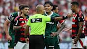 CBF divulga áudio do VAR em lance polêmico do duelo entre Flamengo x Palmeiras