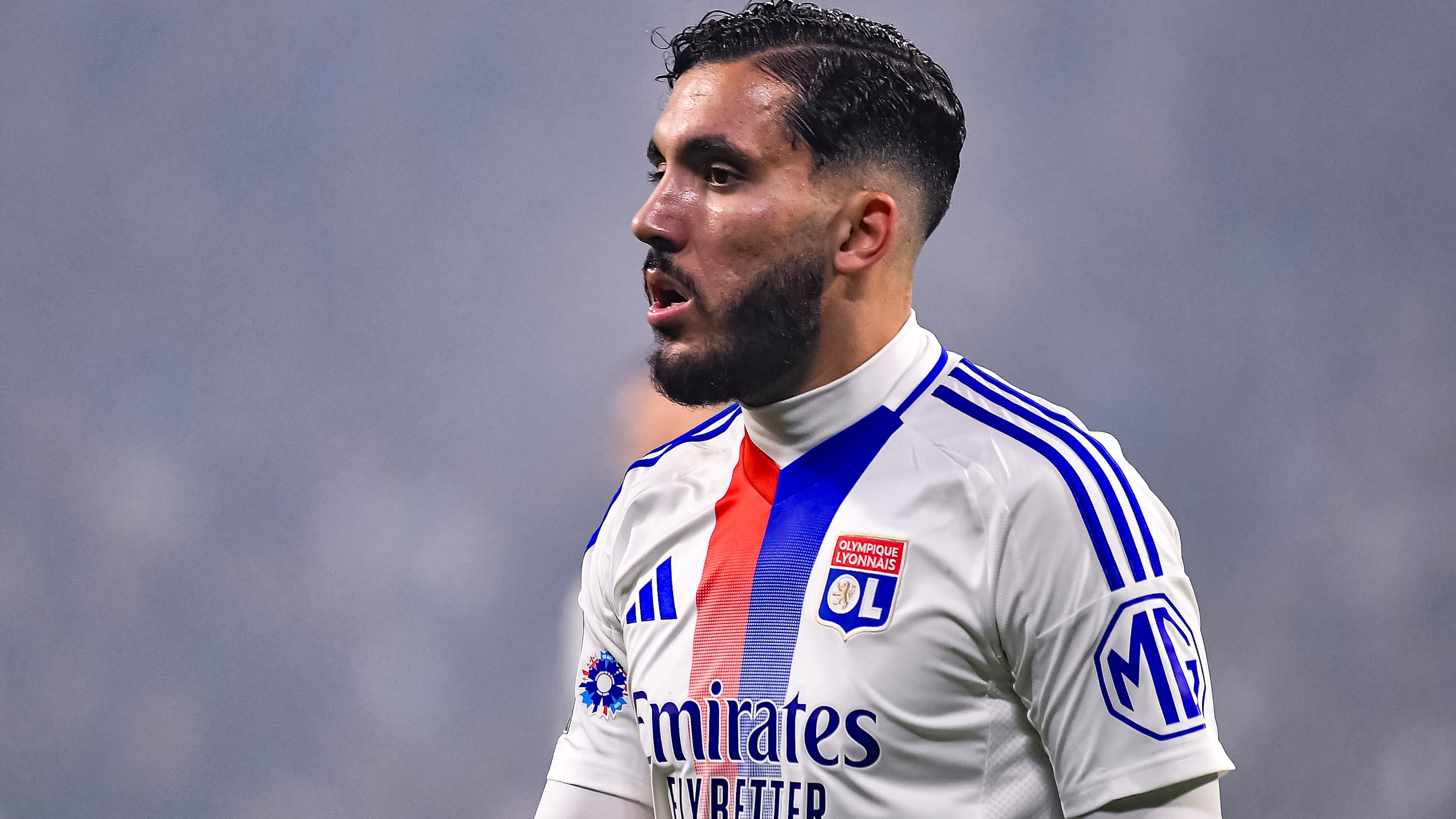 Mercato : L'OL a fixé son prix pour Rayan Cherki, pisté par le PSG