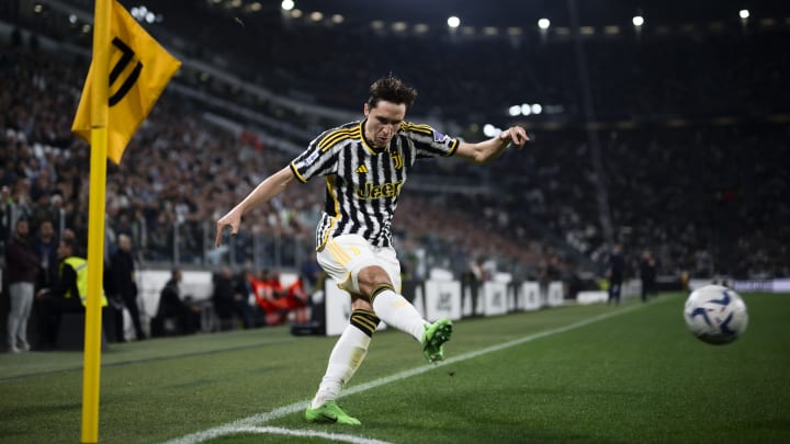 Federico Chiesa of Juventus FC takes a corner kick during...
