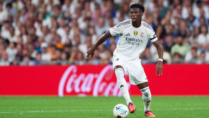 Le Real Madrid veut recruter des soutiens à Tchouaméni. Le Real Madrid veut recruter des soutiens à Tchouaméni.