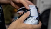 Une manette de Playstation 5