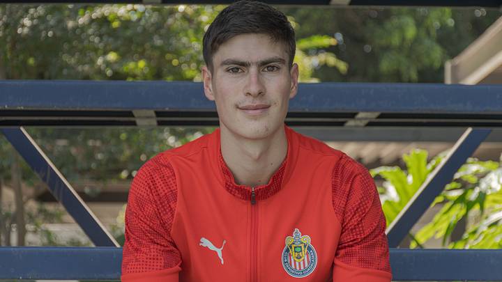 Armando González ya fue campeón de goleo y ya marcó con la selección. Nada de eso lo detiene. Su carrera avanza desde la inconformidad. Armando González ya fue campeón de goleo y ya marcó con la selección. Nada de eso lo detiene. Su carrera avanza desde la inconformidad.