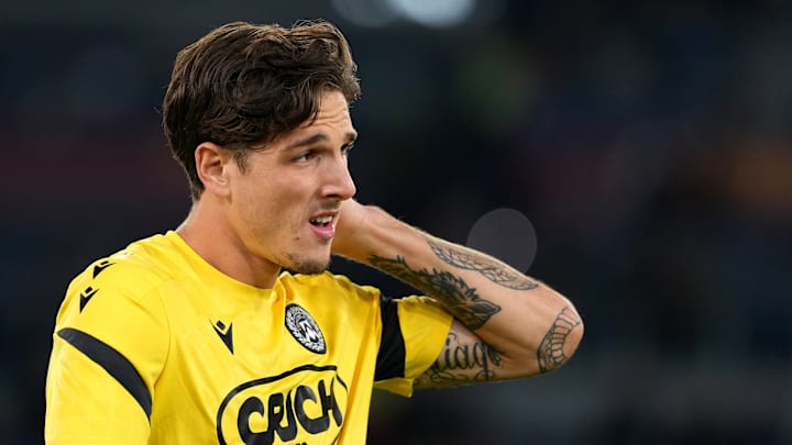 Nicolo Zaniolo of Udinese Calcio warms up during the Serie A