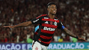Bruno Henrique é absolvido e fica livre para defender o Flamengo Bruno Henrique é absolvido e fica livre para defender o Flamengo