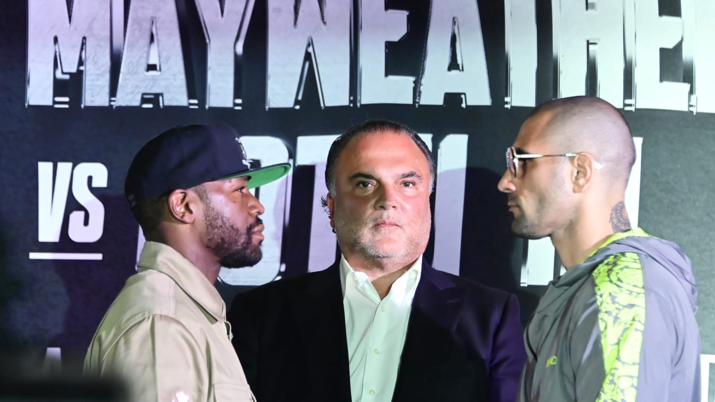 Floyd Mayweather vs. John Gotti III preview & prediction