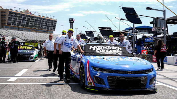 nascar nascar cup series kyle larson hendrick motorsports quaker state 400 atlanta motor speedway