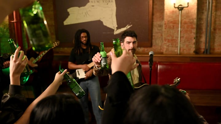 Heineken and Joe Jonas Get Social Off Socials in NYC