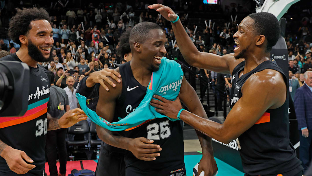 Atlanta Hawks v San Antonio Spurs