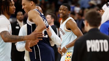 Dallas Mavericks v San Antonio Spurs