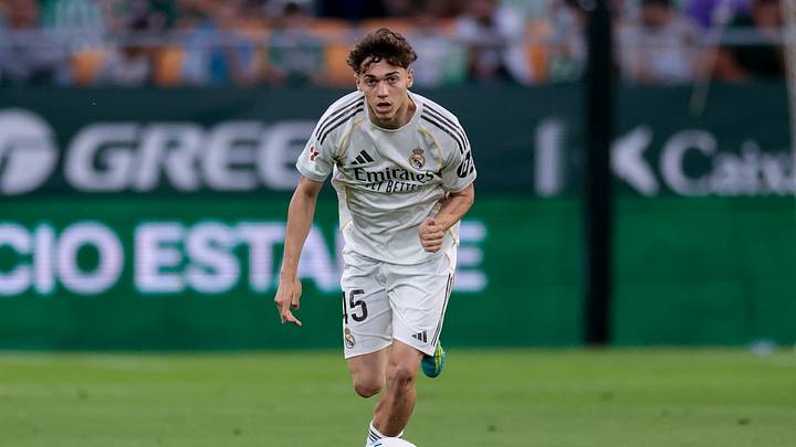 Thiago Pitarch va de nouveau évoluer avec la Castilla. Thiago Pitarch va de nouveau évoluer avec la Castilla.
