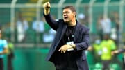 Sebastián Battaglia bajo la lupa tras caer en Copa Libertadores.