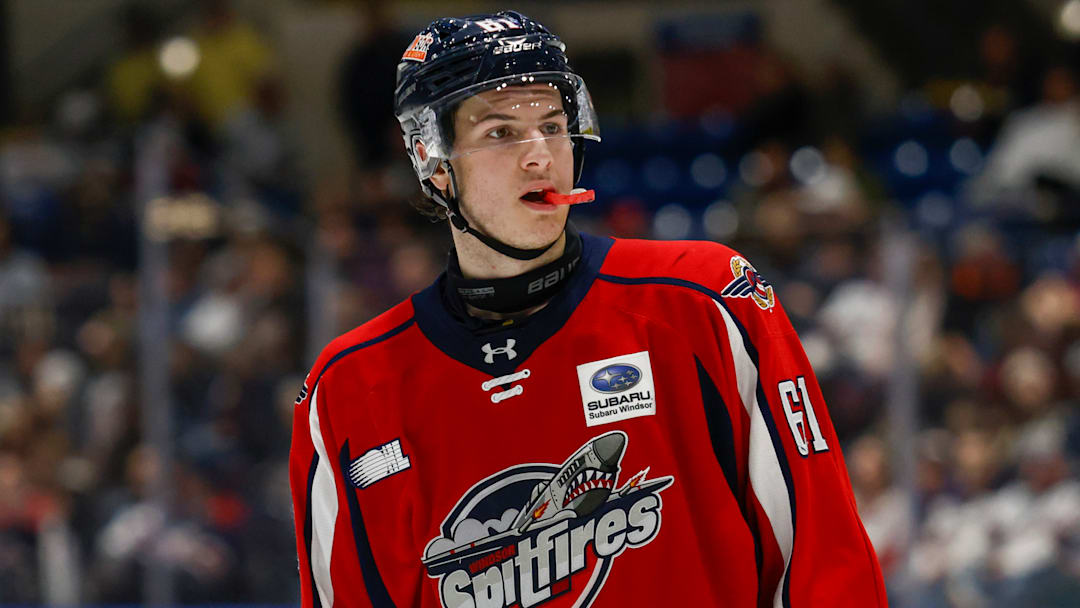 Windsor Spitfires winger and 2026 NHL draft prospect Ethan Belchetz