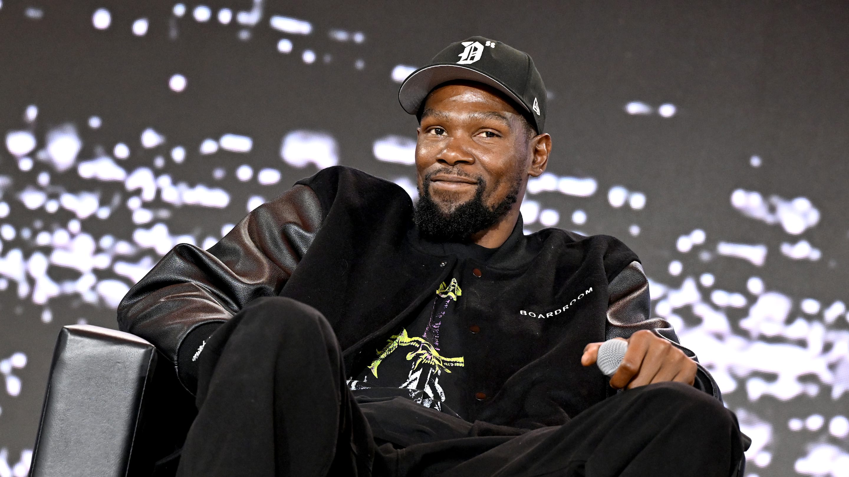 Latest Kevin Durant antics prove Suns better off without him