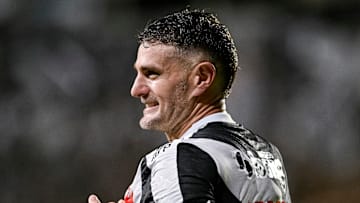 Com Vegetti, Vasco tenta iniciar recuperação no Brasileirão 