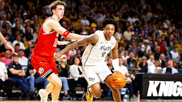 UCF's Jordan Ivy-Curry (right)