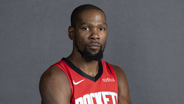 Sep 29, 2025; Houston, TX, USA; Houston Rockets forward Kevin Durant (7) poses for a picture during Houston Rockets media day at Toyota Center. Mandatory Credit: Troy Taormina-Imagn Images Sep 29, 2025; Houston, TX, USA; Houston Rockets forward Kevin Durant (7) poses for a picture during Houston Rockets media day at Toyota Center. Mandatory Credit: Troy Taormina-Imagn Images