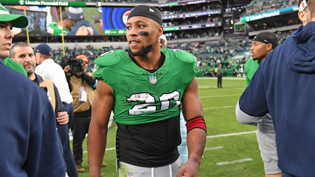 Dec 29, 2024; Philadelphia, Pennsylvania, USA; Philadelphia Eagles running back Saquon Barkley (26) against the Dallas Cowboys at Lincoln Financial Field. Mandatory Credit: Eric Hartline-Imagn Images