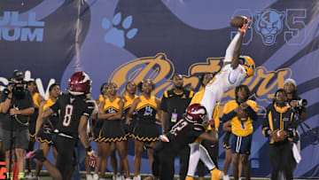 There was drama, but 5-star WR Calvin Russell signed with Syracuse football, the team's highest-rated commit in 2 decades.