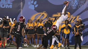 Miami Northwestern's Calvin Russell Jr. committed to Syracuse Saturday night. In all 26 of the 32 five-star prospects have chosen a school.