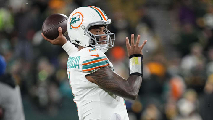 Can the Dolphins cover as home favorites? 