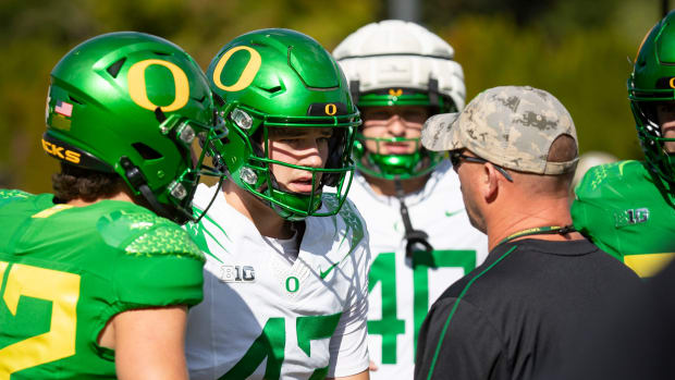 Oregon long snapper Luke Basso during practice with the Oregon Ducks Tuesday, Aug. 20, 2024 at the Hatfield-Dowlin Complex in