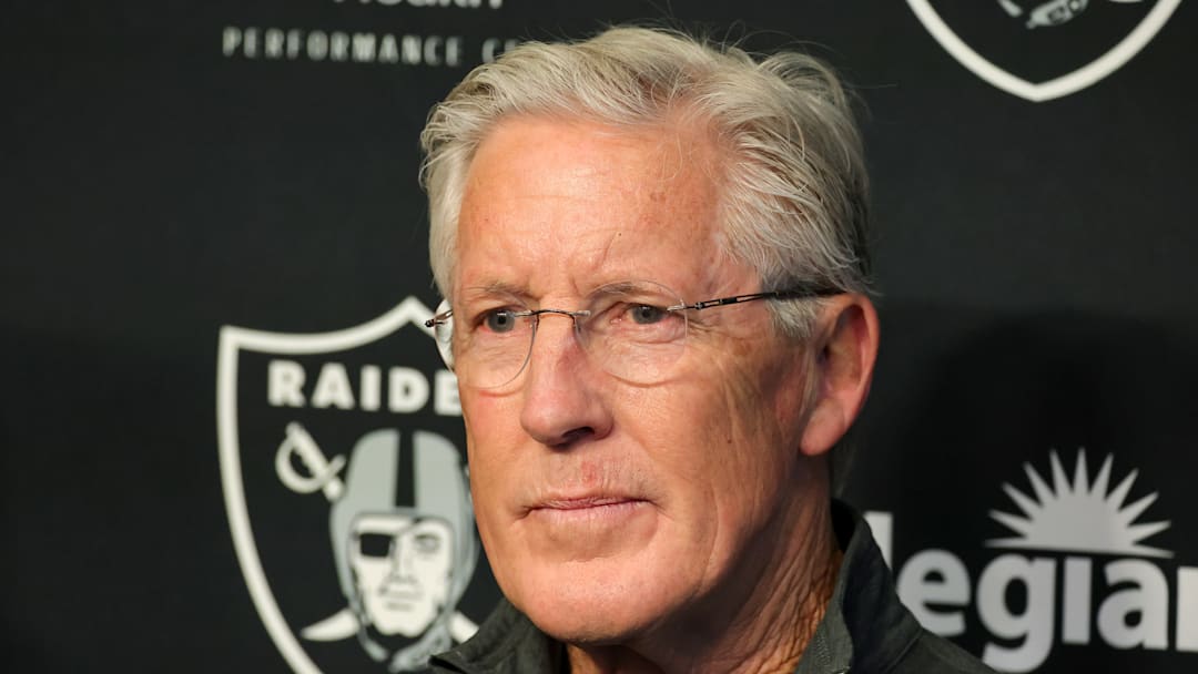 Las Vegas Raiders Introduce Geno Smith