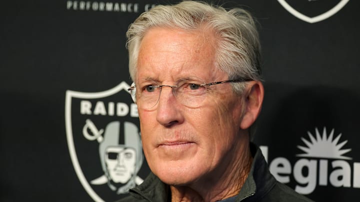 Las Vegas Raiders Introduce Geno Smith