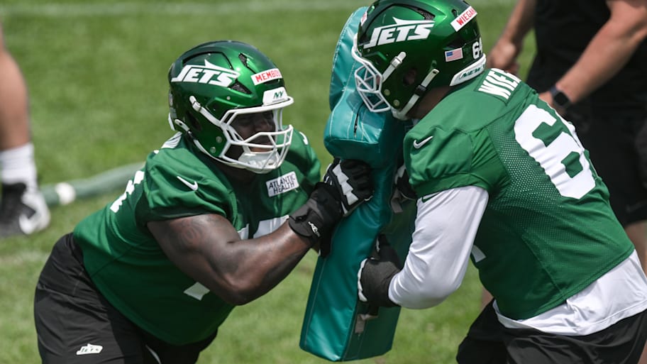 Jets offensive tackle Armand Membou