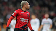 Vitor Roque precisou ser substituído aos 10' da etapa inicial contra o Inter