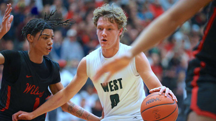 Zeeland West travels to take on Spring Lake on Friday night at 6:00 p.m. 