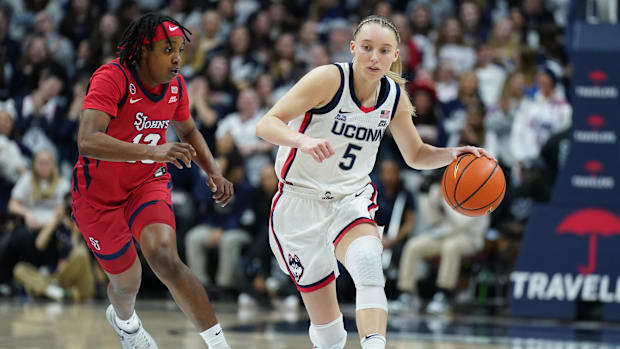 UConn Huskies guard Paige Bueckers (5). David Butler II-Imagn Images 