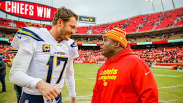 Los Angeles Chargers v Kansas City Chiefs