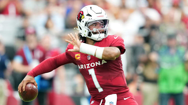 Sep 15, 2024; Glendale, Arizona, USA; Arizona Cardinals quarterback Kyler Murray (1) throws against the Los Angeles Rams during the first half at State Farm Stadium. Mandatory Credit: Joe Camporeale-Imagn Images