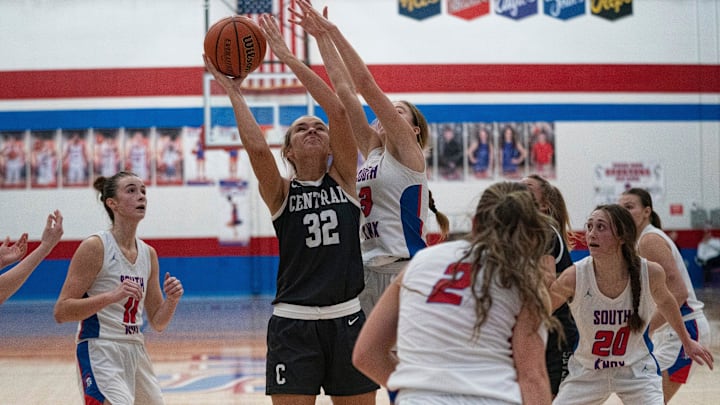 Central's Maddy Shirley (32).