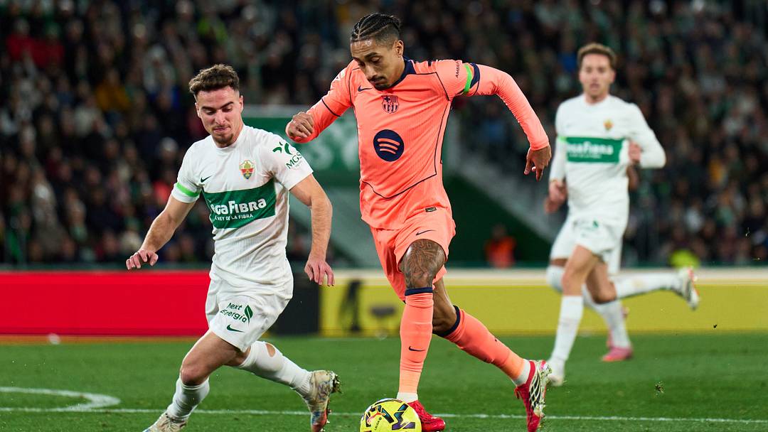 Elche CF v FC Barcelona - LaLiga EA Sports