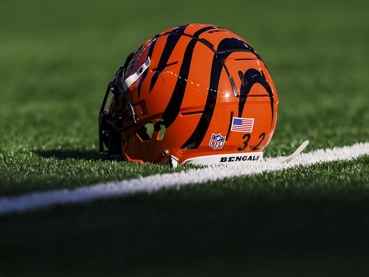 PFF Names Bengals Linebacker Demetrius Knight Jr. as Favorite 2025 Cincinnati  Draft P