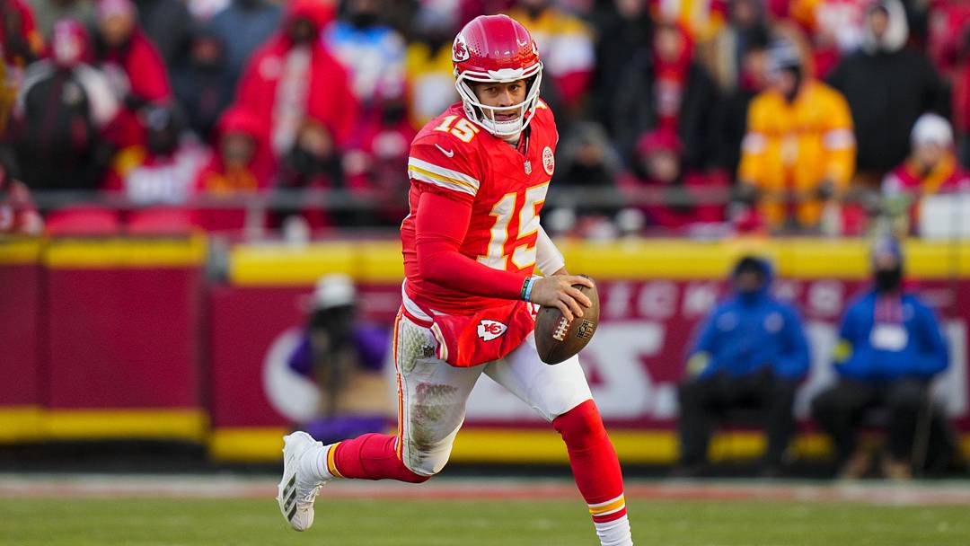 Dec 14, 2025; Kansas City, Missouri, USA; Kansas City Chiefs quarterback Patrick Mahomes (15) runs the ball during the second half against the Los Angeles Chargers at GEHA Field at Arrowhead Stadium. Mandatory Credit: Jay Biggerstaff-Imagn Images Dec 14, 2025; Kansas City, Missouri, USA; Kansas City Chiefs quarterback Patrick Mahomes (15) runs the ball during the second half against the Los Angeles Chargers at GEHA Field at Arrowhead Stadium. Mandatory Credit: Jay Biggerstaff-Imagn Images