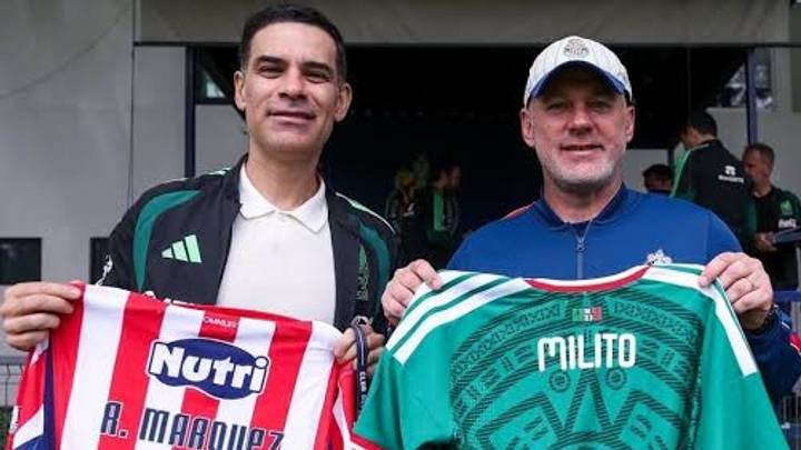 Rafa Márquez y Milito en Verde Valle Rafa Márquez y Milito en Verde Valle