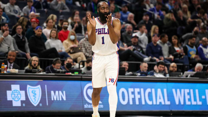 James Harden brilló en su debut con 76ers