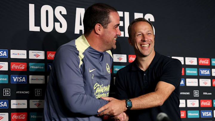 André Jardine y Steve Cherundolo en la rueda de prensa previa al partido.