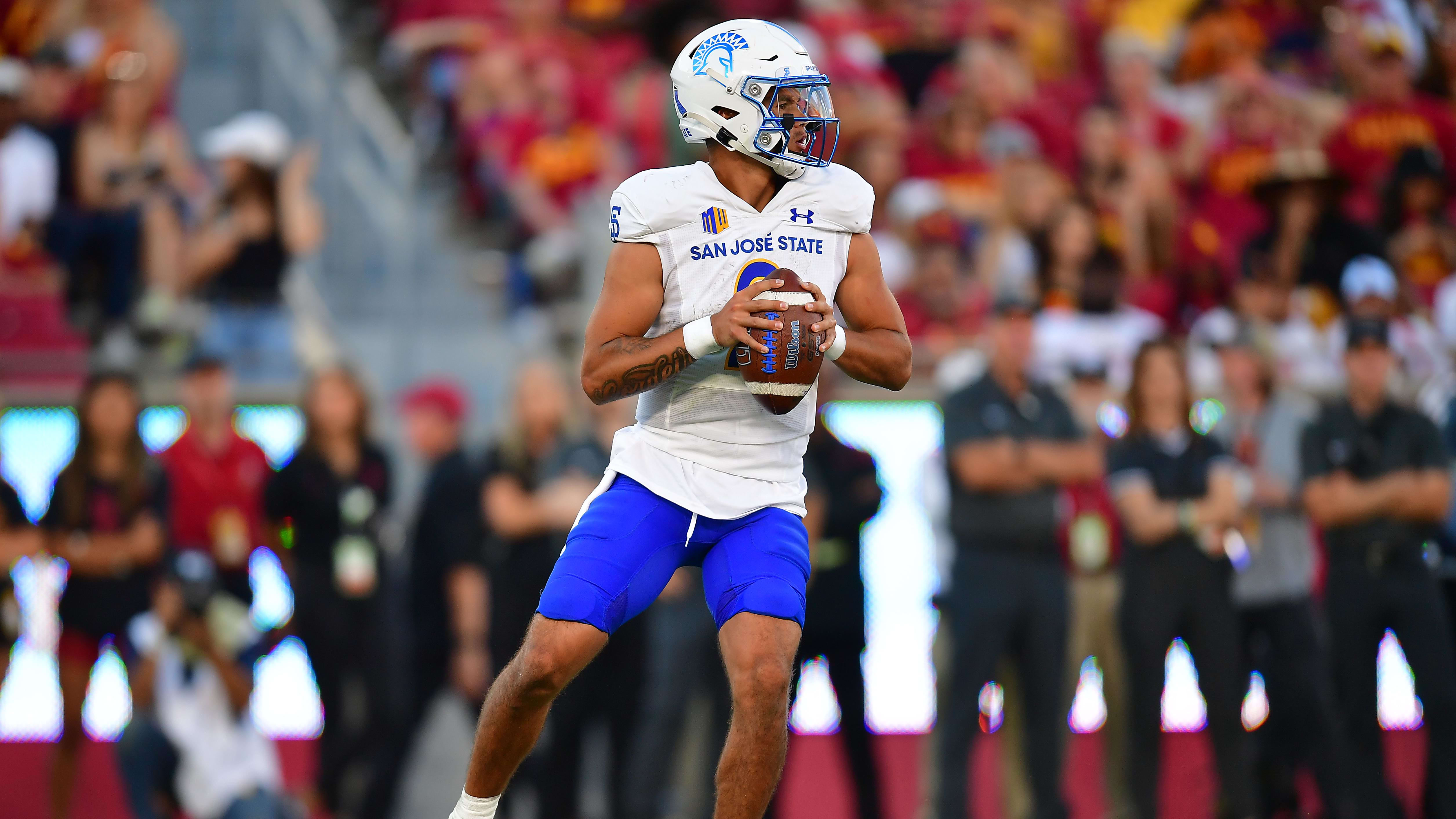 Former San José State & Hawaii Quarterback Signs With Seattle Seahawks