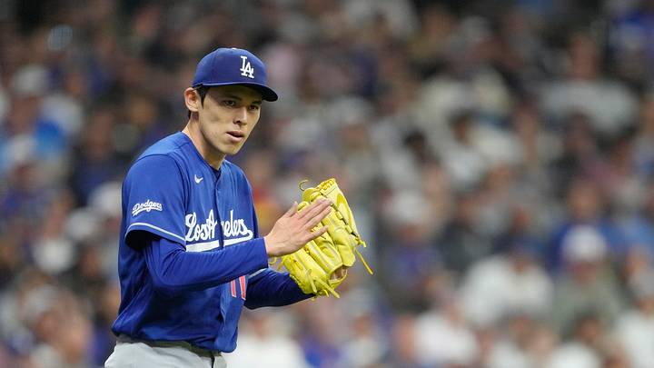 Los Angeles Dodgers v Milwaukee Brewers