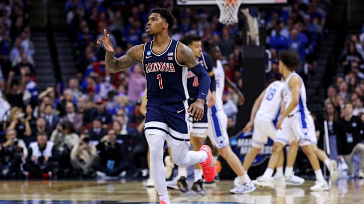 Arizona Wildcats guard Caleb Love (1)