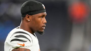 Cincinnati Bengals wide receiver Tee Higgins (5) returns to the active roster during warmups before the NFL Week 11 game between the Los Angeles Chargers and the Cincinnati Bengals at SoFi Stadium in Inglewood, Calif., on Sunday, Nov. 17, 2024.