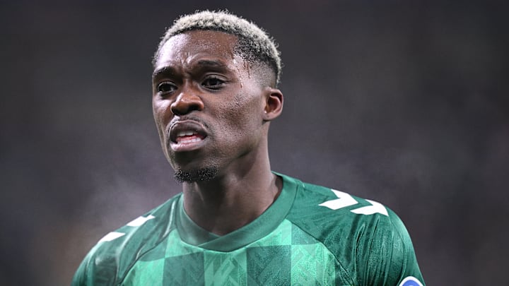 Derrick Köhn spielte bereits in der vergangenen Saison auf Leihbasis für Werder Derrick Köhn spielte bereits in der vergangenen Saison auf Leihbasis für Werder