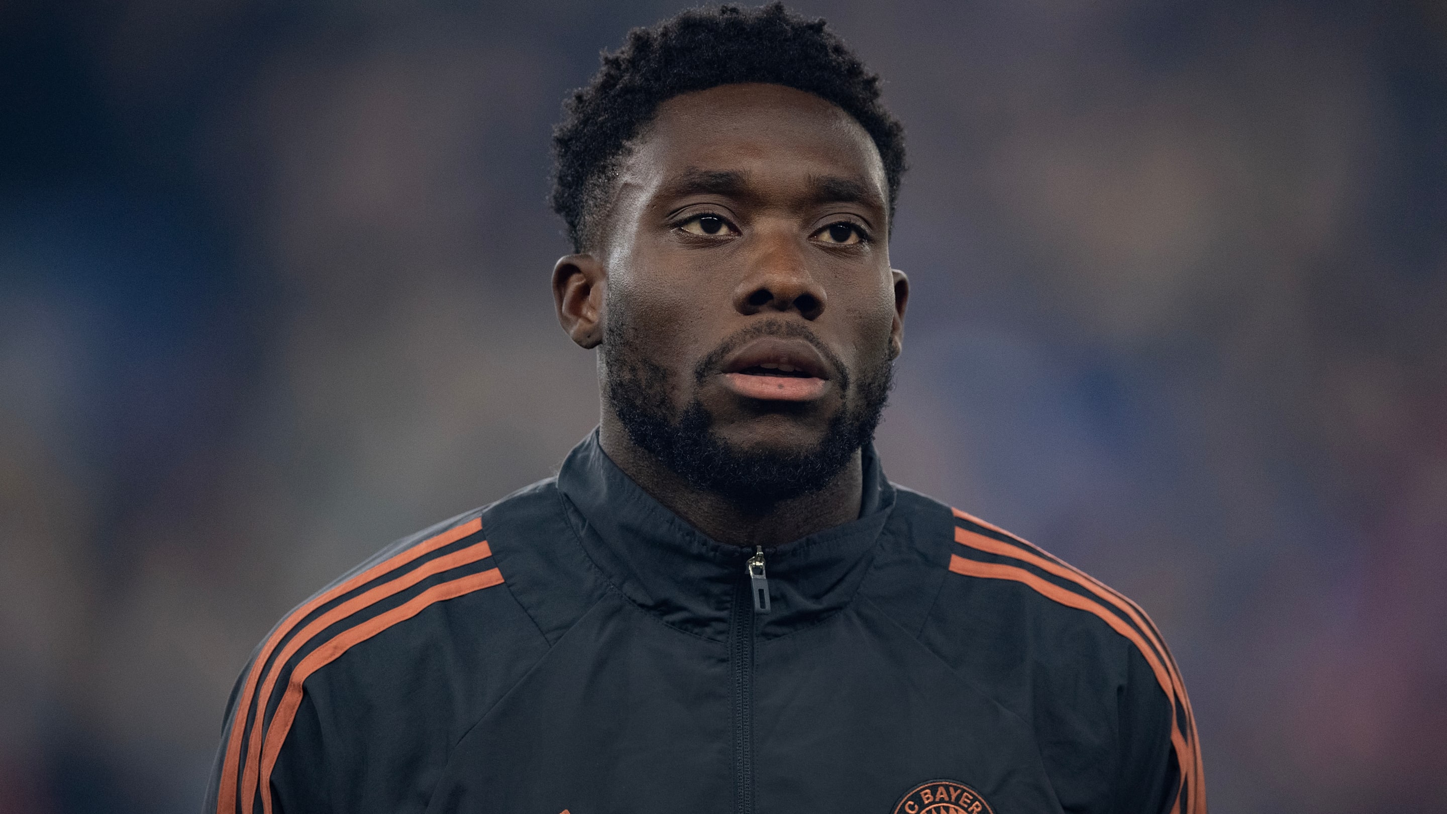 Mercato : La sortie fracassante de l'agent d'Alphonso Davies sur l'intérêt du Real Madrid ou du Barça