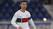 Cristiano Ronaldo continue de jouer avec le Portugal.