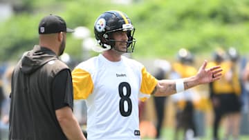 Pittsburgh Steelers quarterback Aaron Rogers during minicamp at their South Side facility.
