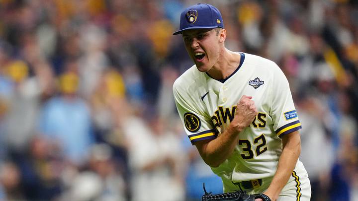 World Series - Tampa Bay Rays v Milwaukee Brewers - Game 1
