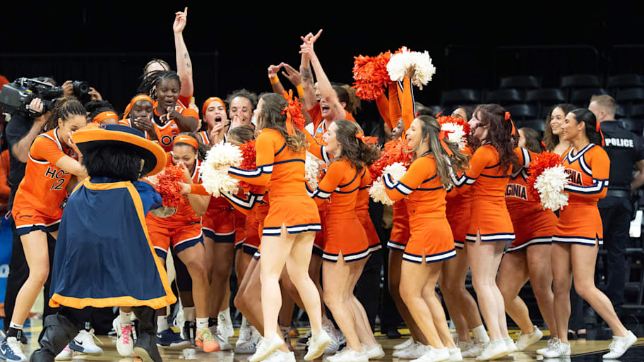 The Virginia Cavaliers women’s basketball team celebrates
